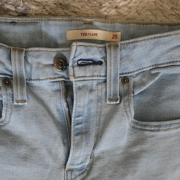 Levis 726 High Rise Flare Jeans - Picture 3 of 9